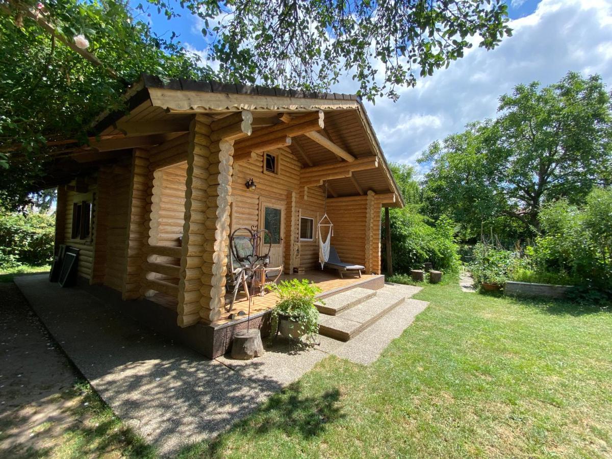 Gemütliche Blockhütte in Wiennähe Zofing Exterior foto