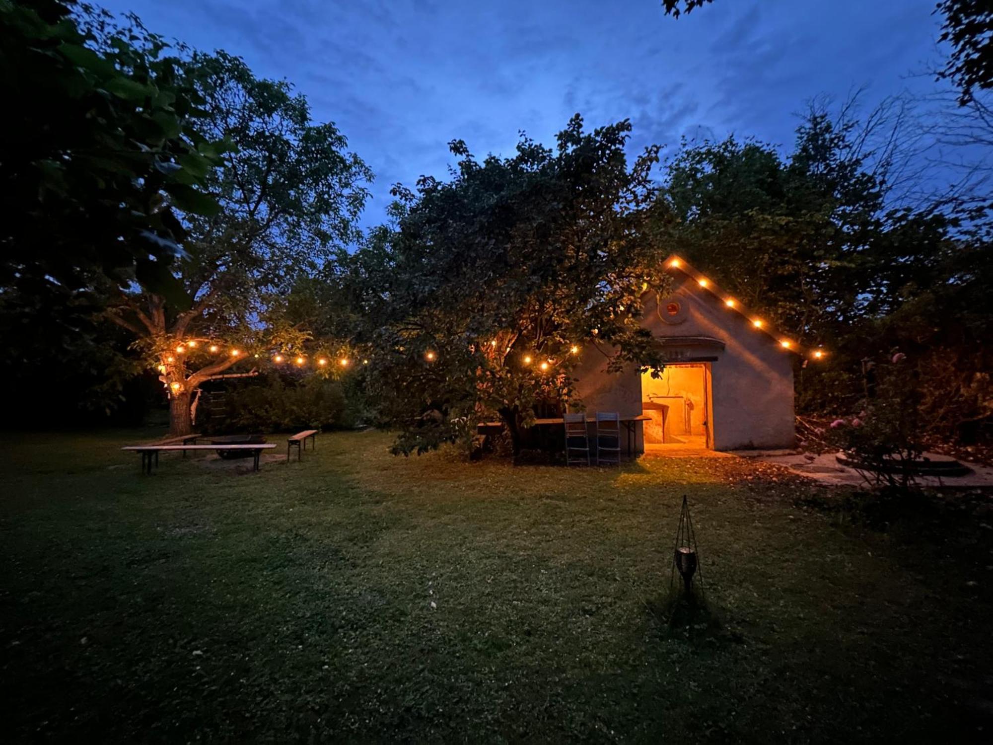 Gemütliche Blockhütte in Wiennähe Zofing Exterior foto