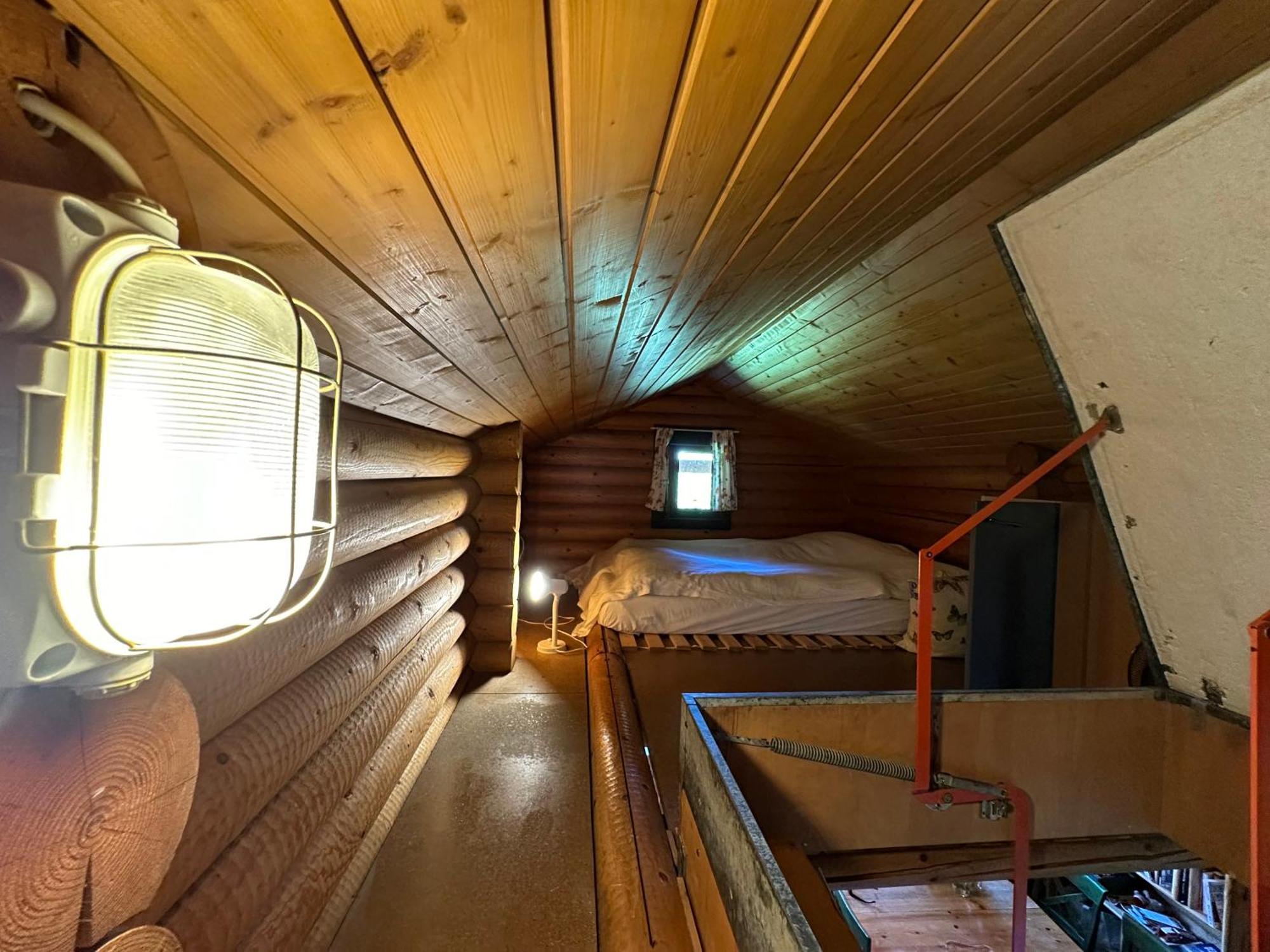 Gemütliche Blockhütte in Wiennähe Zofing Exterior foto