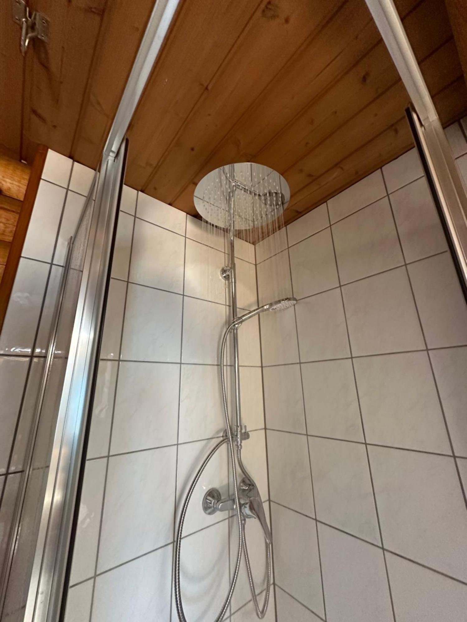Gemütliche Blockhütte in Wiennähe Zofing Exterior foto