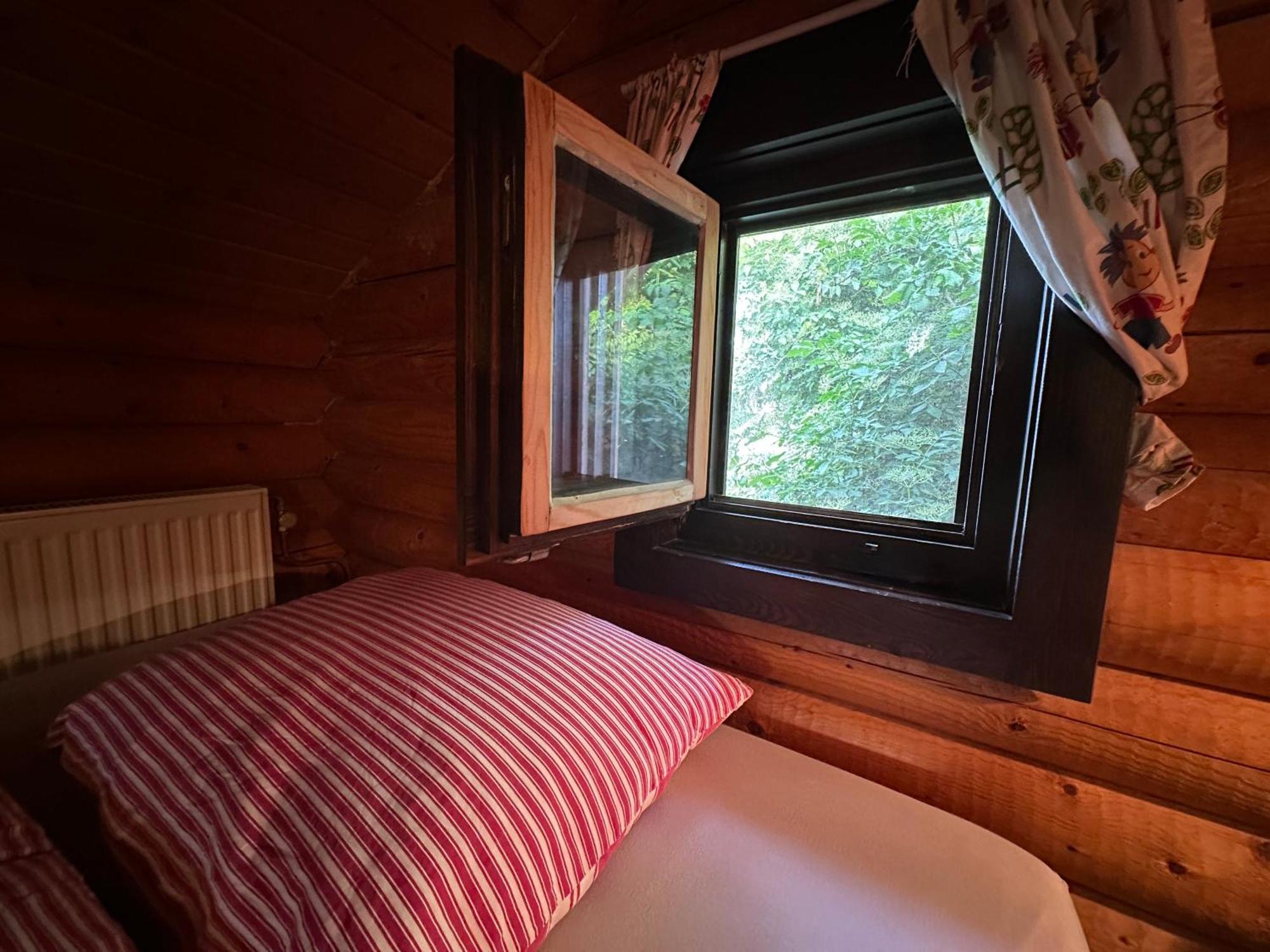 Gemütliche Blockhütte in Wiennähe Zofing Exterior foto